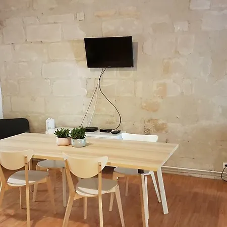 Quartier Historique Proche Des Halles アパート *